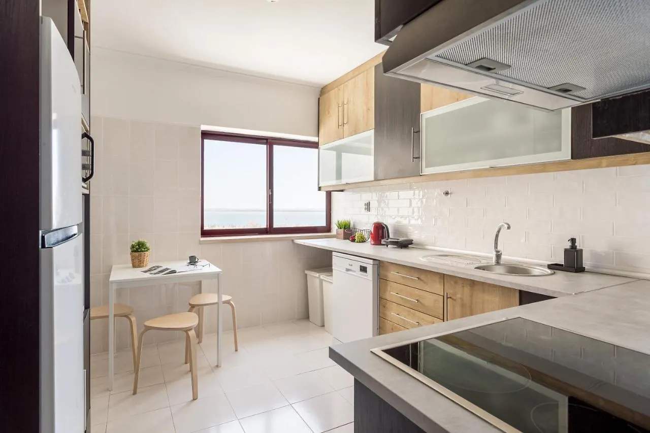 Joivy Sunny Apartment In Marvila Lisboa